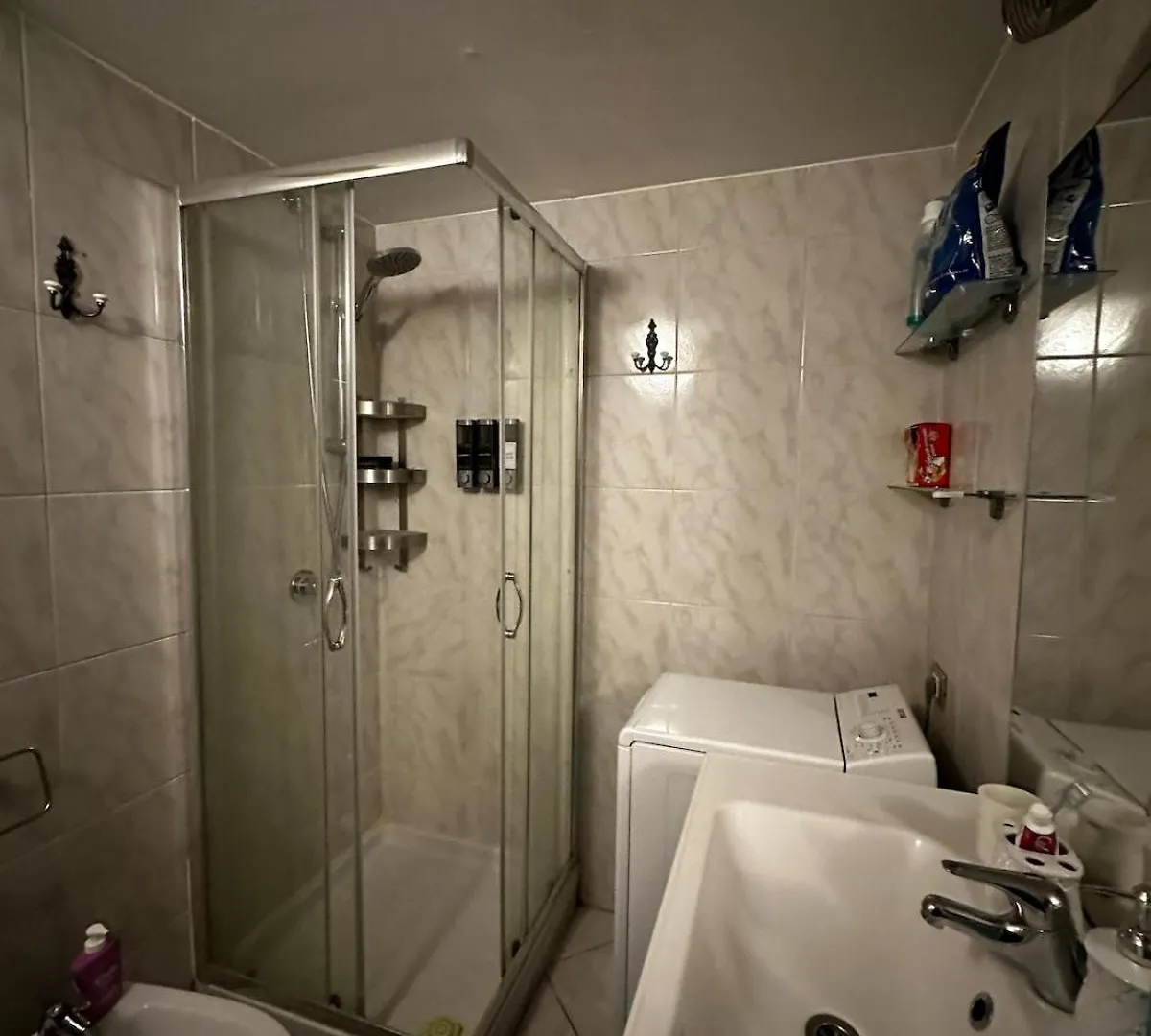 Apartment In Gioia,Central Station - Casa Pollons Mediolan 0*,  Włochy